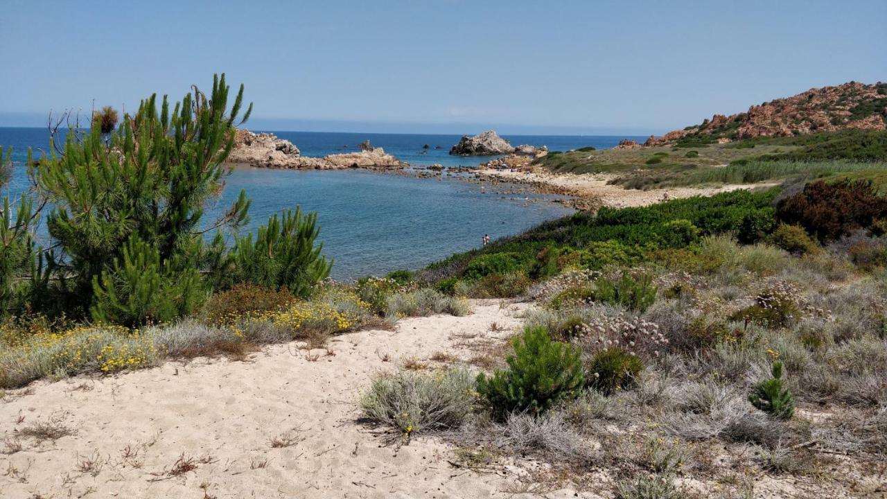 Gli Oleandri Di Calarossa - 5M Walk To The Beach Isola Rossa Exterior foto